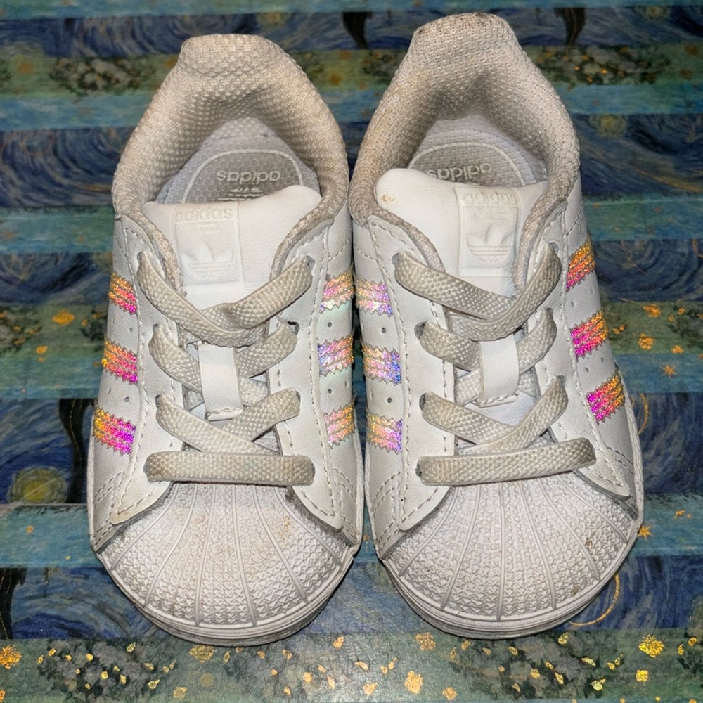 Adidas superstar FV 3143 size 4k